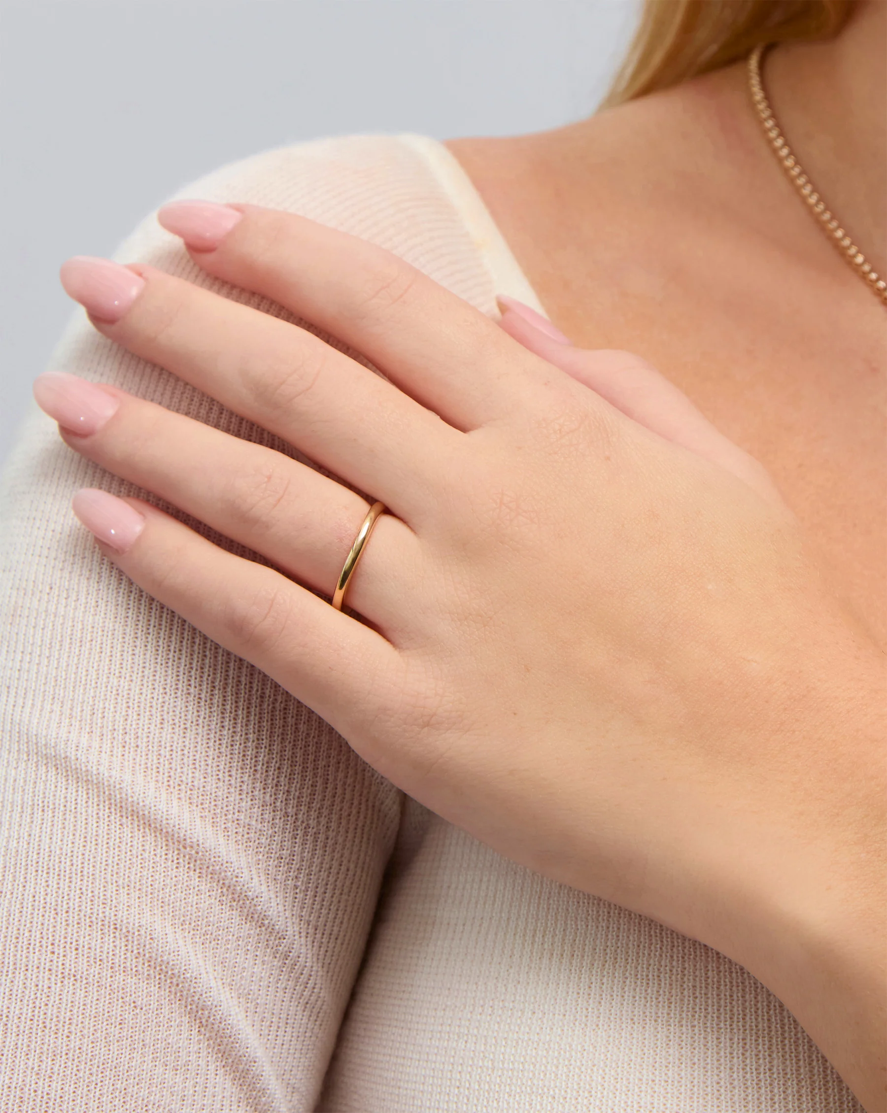 2 mm Classic Gold Band - Image 6