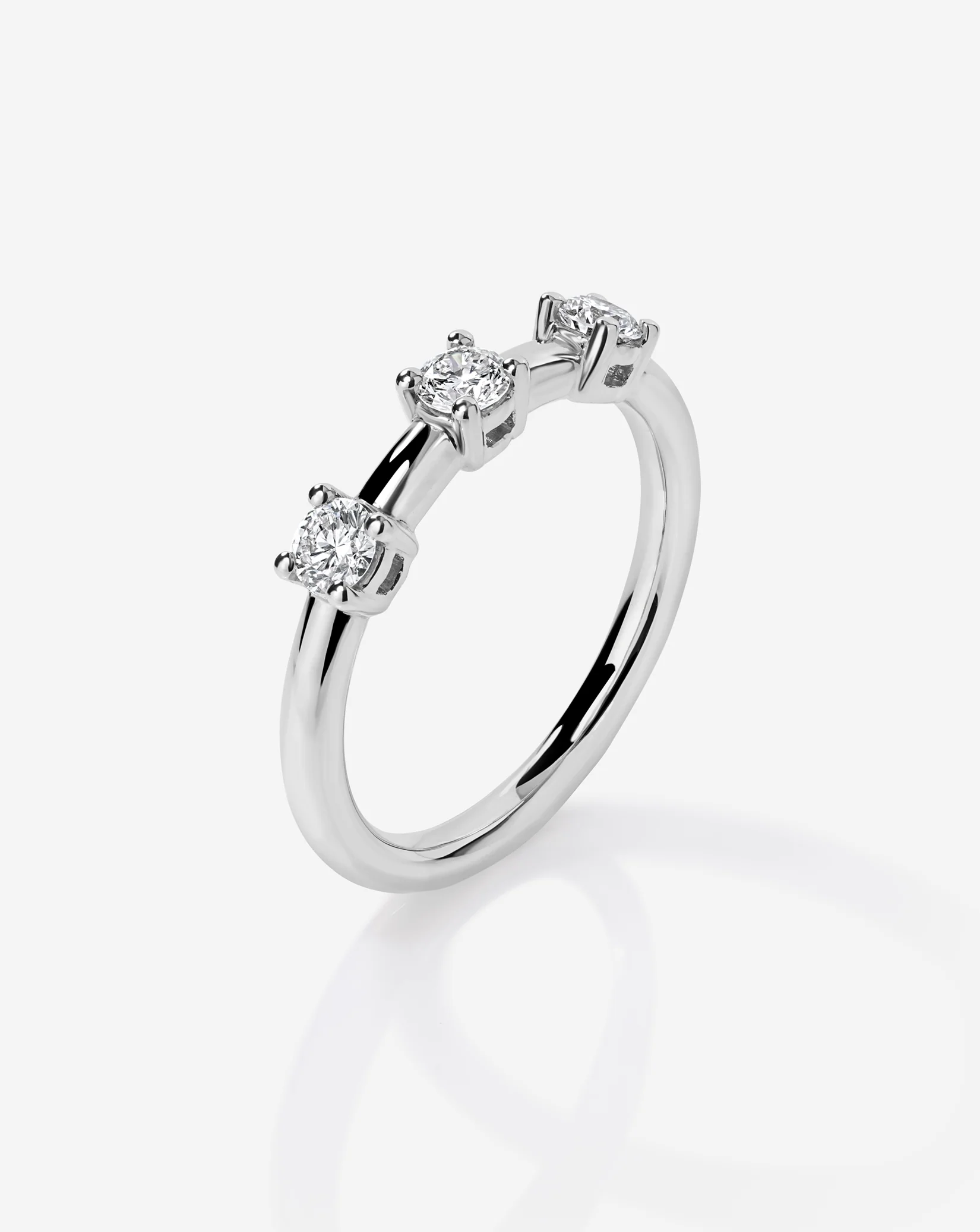 Lab Diamond Trio Band - Image 8
