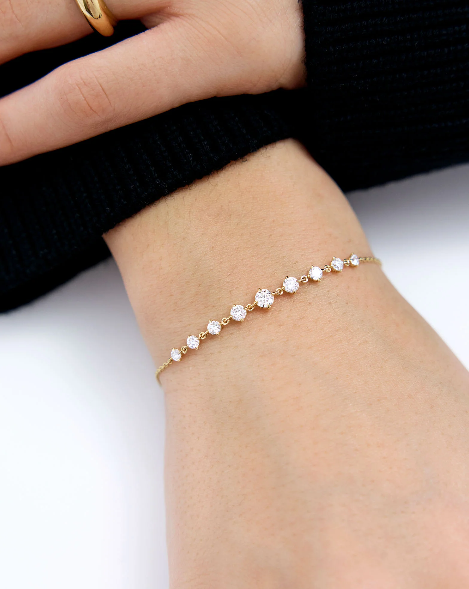 Starlight Graduated Lab Diamond Bracelet - Image 3